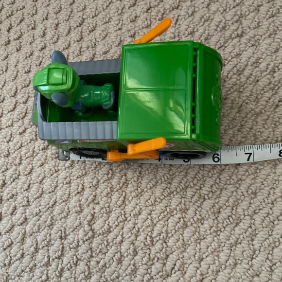 Paw Patrol Sound & Lights Garbage Truck Rocky Etc - Picture 7 of 8